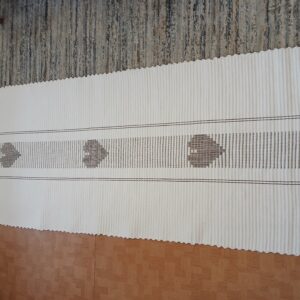 vytkávaný koberček 3 srdiečka š.65 cm